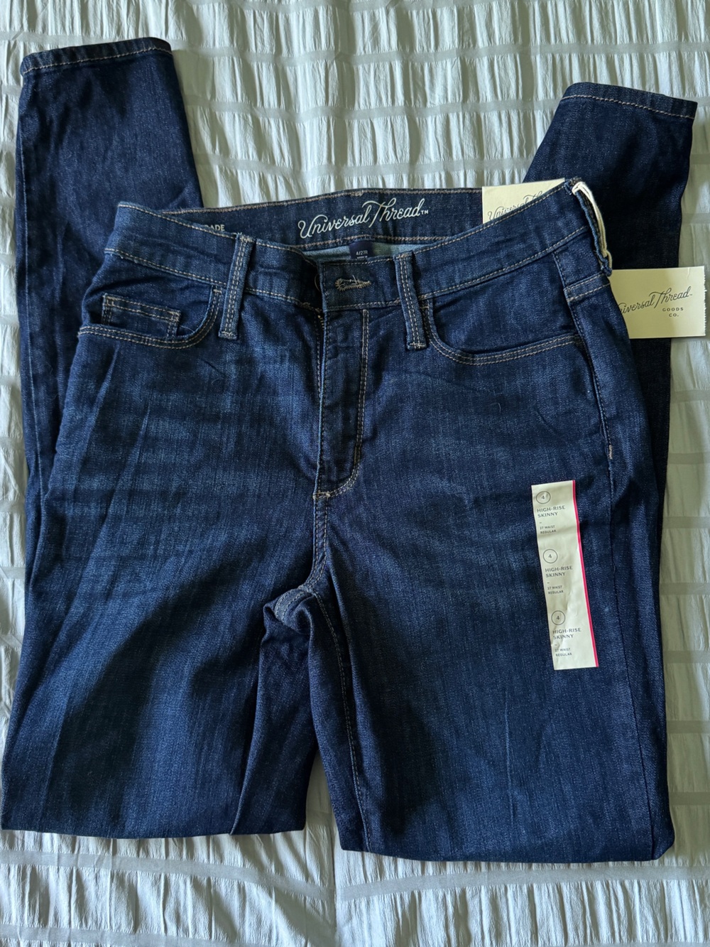 Universal Thread Women's Dark Indigo Skinny Jeans - Picture 6 of 8